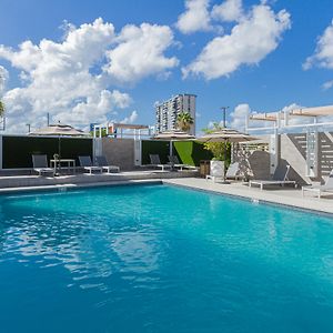 Tryp By Wyndham Isla Verde Hotel San Juan Exterior photo