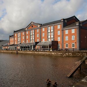 Holiday Inn Ellesmere Port/Cheshire Oaks, An Ihg Hotel Exterior photo