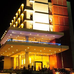 Aston Ketapang City Hotel Exterior photo