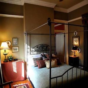 Five Continents Bed And Breakfast New Orleans Room photo