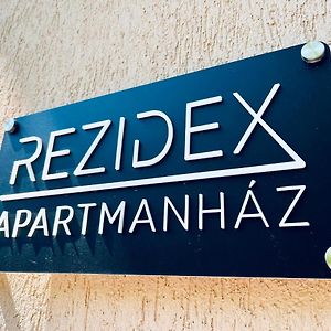 Rezidex Apartmanhaz Aparthotel Szeged Exterior photo