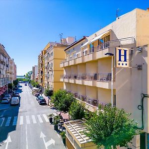 Hotel Madrid Torrevieja Exterior photo