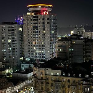 Sky Hotel Tirana Exterior photo