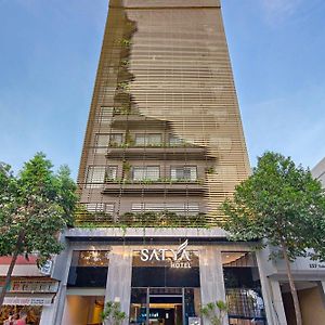 Satya Danang Hotel Exterior photo