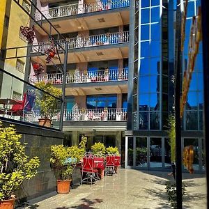 Hotel Elysee Tirana Exterior photo