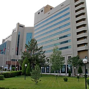 International Hotel Tachkent Exterior photo