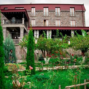 Khoreayi Dzor Hotel Goris Exterior photo