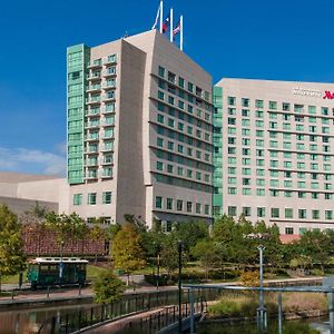 The Woodlands Waterway Marriott Hotel And Convention Center Exterior photo