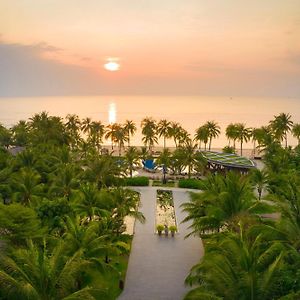 Novotel Phu Quoc Resort Exterior photo