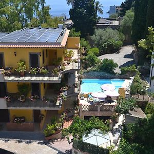 Residence Villa Il Glicine Taormine Exterior photo