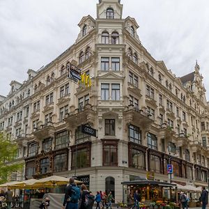 Aviano Boutiquehotel Viena Exterior photo