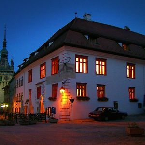 Hotel Casa Cu Cerb Sighişoara Exterior photo