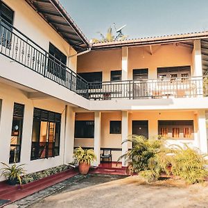 Sunny Lanka Guest House Matara Exterior photo