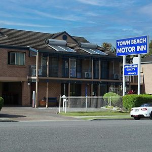 Town Beach Motor Inn Port Macquarie Exterior photo