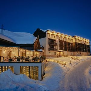 Alpina Hotel Gudauri Exterior photo