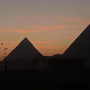 Horus Pyramids View Cairo Exterior photo