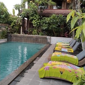 Dewa Bungalows Ubud (Bali) Exterior photo