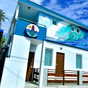 The Surfing Turtle Hotel Luquillo Exterior photo