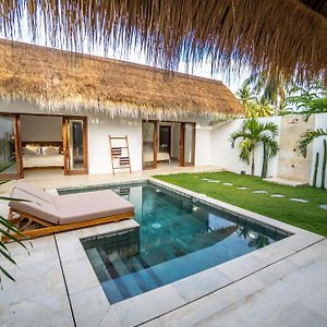Palm Merah Villas - Private Pool (Adults Only) Selong Belanak Exterior photo