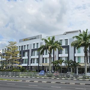 Dehome Boutique Hotel Kuching Exterior photo