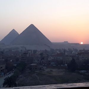 Pyramids View Suite/Vista Piramidi El El Cairo Exterior photo