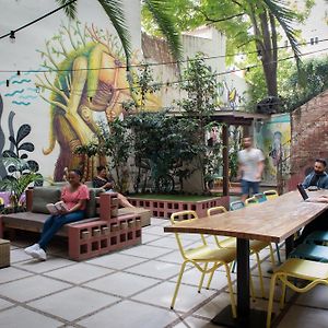 The Loft Hostel Barcelona La Pedrera Exterior photo