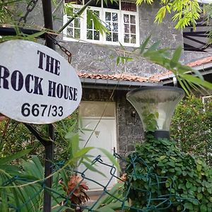 The Rock House Apartment Katunayaka Exterior photo