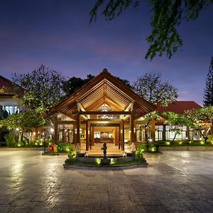 Grand Istana Rama Hotel Kuta Lombok Exterior photo