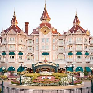 Disneyland Hotel Chessy (Seine-et-Marne) Exterior photo