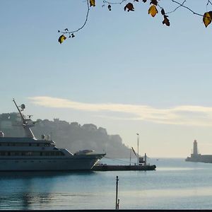 Au Coeur Du Port De Nizza Exterior photo