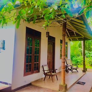 Best Lanka Holidays Hikkaduwa Exterior photo