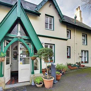 Robin Hill House Heritage Guest House Cobh Exterior photo