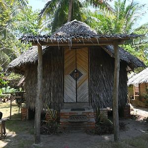 Villa Bunga Jabe Karimunjawa-Inseln Exterior photo
