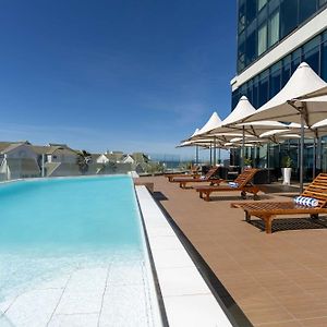 Radisson Blu Hotel, Port Elizabeth Exterior photo