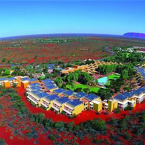 Desert Gardens Hotel Uluru Exterior photo