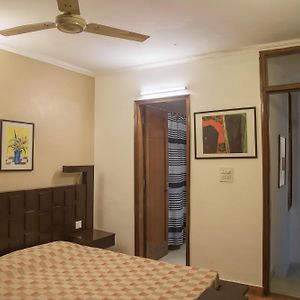 Woodpecker Apartments Hauz khas Neu-Delhi Exterior photo