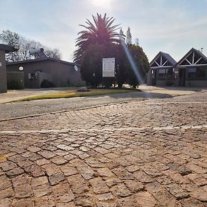 Livingwaters Self-Catering Accommodation Ermelo Exterior photo