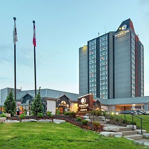 Doubletree By Hilton Toronto Airport, On Hotel Exterior photo