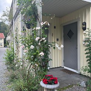 Romslig Og Sjonaert Feriehus Pa Notholmen Villa Strömstad Exterior photo