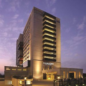 Hôtel Doubletree By Hilton Gurgaon New Delhi Ncr Exterior photo