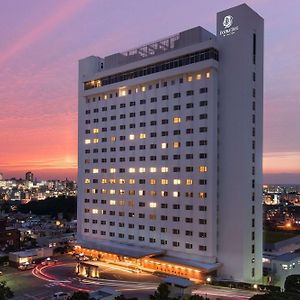 Doubletree By Hilton Hotel Naha Shuri Castle Exterior photo