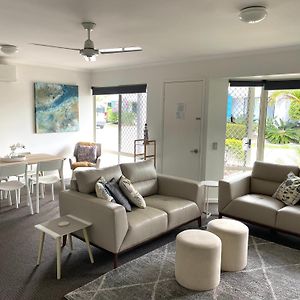 2 Bedroom Villa In Tropical Resort Noosaville Exterior photo