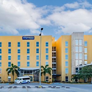 Hotel City Express By Marriott Paraíso Exterior photo