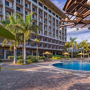 The Bayleaf Cavite Hotel General Trias  Exterior photo