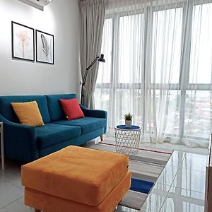 Apartamento de 69 m2 com 2 quarto(s) e 1 casa(s) de banho(s), na área Kota Bharu City Centre Exterior photo