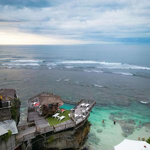 Uluwatu Cliff Apartment - 2 Br Exterior photo