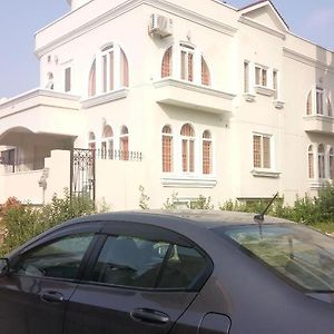 Royal Galaxy Bed & Breakfast E-11 Islamabad - For Families Only Exterior photo