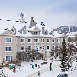 Holiday Inn Express & Suites Tremblant, An Ihg Hotel Mont-Tremblant Exterior photo