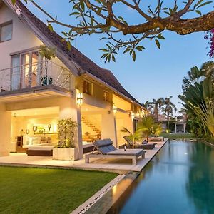 Casa Mateo Villa Seminyak (Bali) Exterior photo