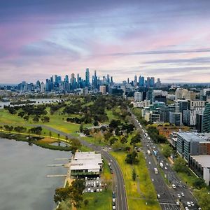 Hotel Pullman Melbourne Albert Park Exterior photo